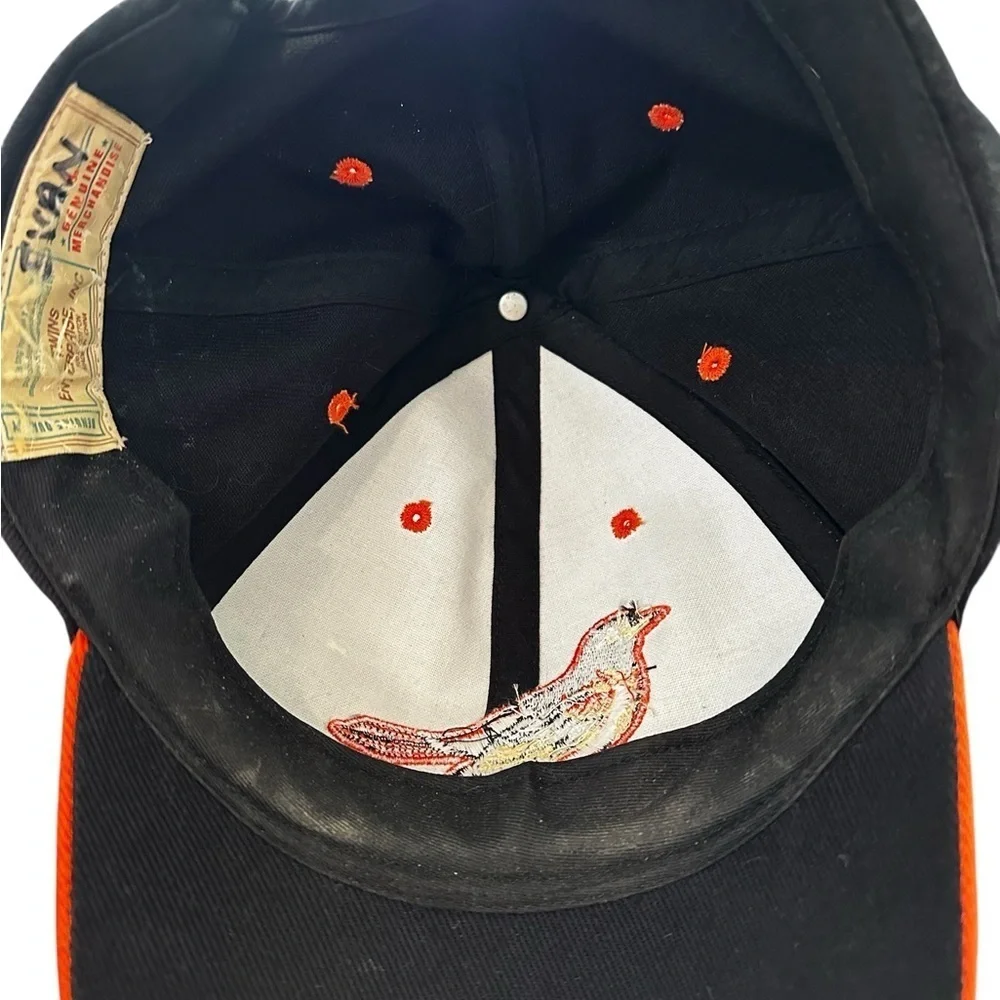 VTG 90’s Baltimore Orioles Twins Enterprises black/orange/ White Baseball Hat.